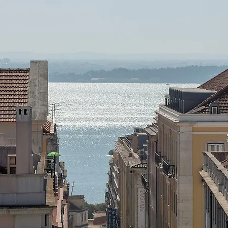 Myplacelisbon - Luxury Trindade Iii * Lizbona