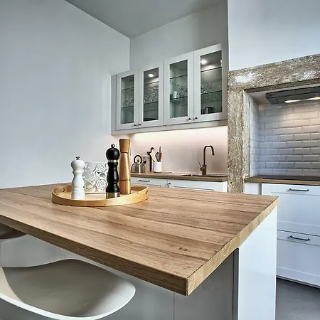 Apartment Myplacelisbon - Luxury Trindade Iii