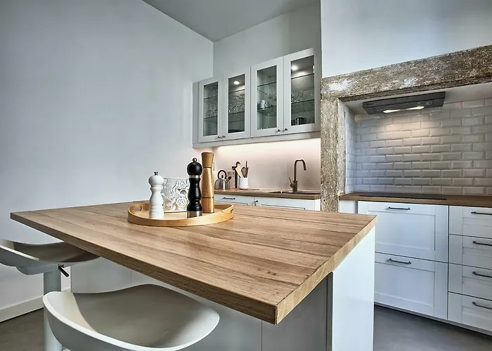Apartment Myplacelisbon - Luxury Trindade Iii