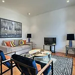 Daire Myplacelisbon - Luxury Trindade Iii Lisboa